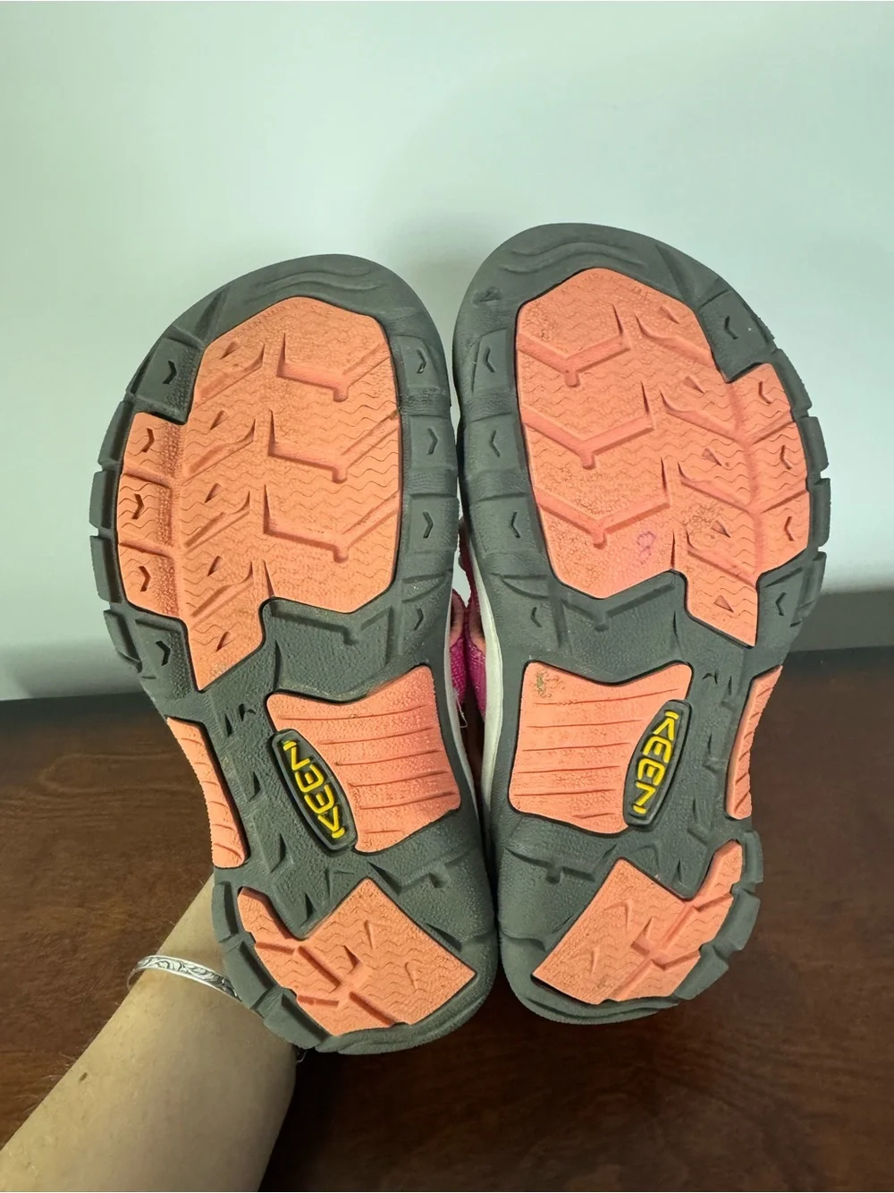 Keen Newport H2 Sandals Pink Youth Kids Size 2
